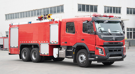Volvo réservoir d'eau mousse sauvetage camion de lutte contre les incendies bon prix usine de Chine