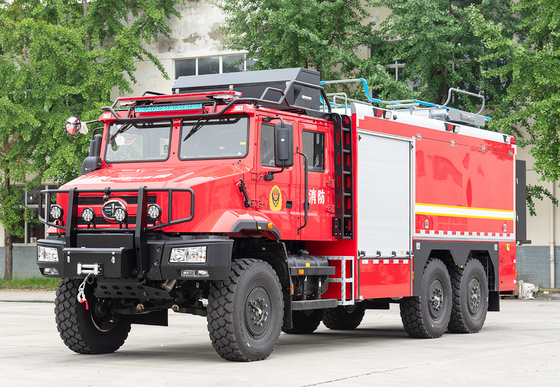 FAW Jiefang équipement tout terrain camion de lutte contre les incendies véhicule spécialisé usine de Chine