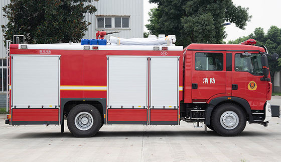 Sinotruk HOWO 8t camion de lutte contre les incendies à mousse d'eau véhicule spécialisé