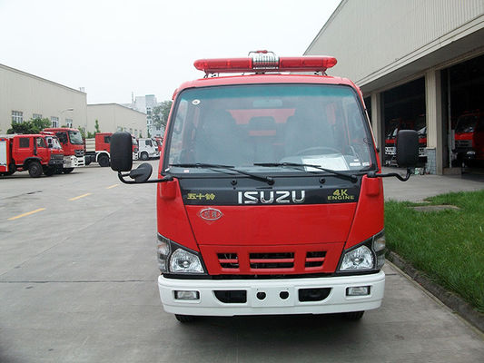 500 gallons de camion d'ISUZU Fire Engine Small Fire avec la double cabine de rangée