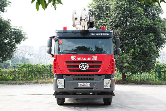 camion de pompiers aérien de tour de mousse de 32m SAIC-IVECO avec l'eau 6000L et la mousse